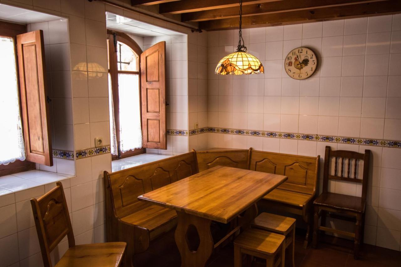 La Casa Del Abuelo ξενώνας Hoyos del Espino Εξωτερικό φωτογραφία